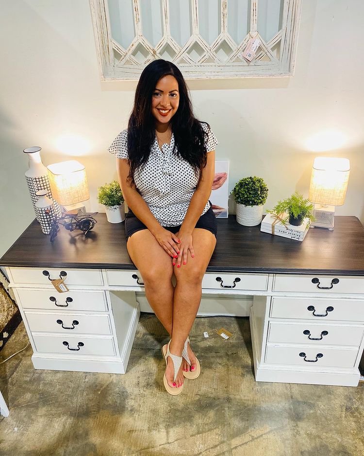 Cynthia Holland of Cindy Wood Designs