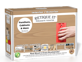 Retique It® Pickled Oak Multipurpose Kit retail box featuring a Pickled Oak wood finish, red graining tool demonstration, and furniture, cabinets & more project imagery.